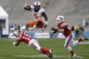 Illinois senior running back Donovonn Young