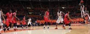 Kendrick Nunn connects for a 3 point shot.