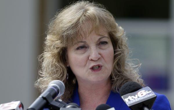 Indiana Superintendent of Public Instruction Glenda Ritz announces in Indianapolis Thursday that she will run in the Democratic primary for Indiana Governor. 