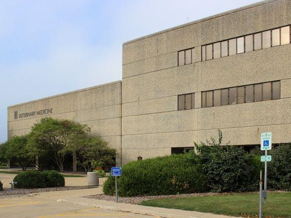 University of Illinois College of Veterinary Medicine