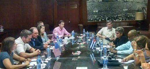 US Rep. Rodney Davis meeting with Cuban Foreign Trade officials.
