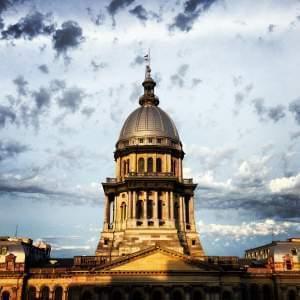 Illinois capitol building at sunset