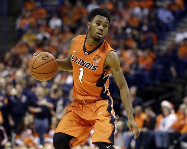 Illinois' Jaylon Tate brings the ball down the court during the first half of a game against Missouri Wednesday, Dec. 23, 2015, in St. Louis.