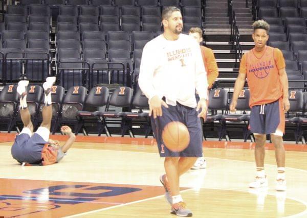 Illini men's basketball assistant coach Orlando Antigua at practice on Thursday.