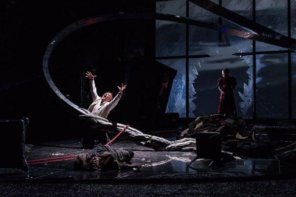 Royal Opera House performs Siegfried on stage